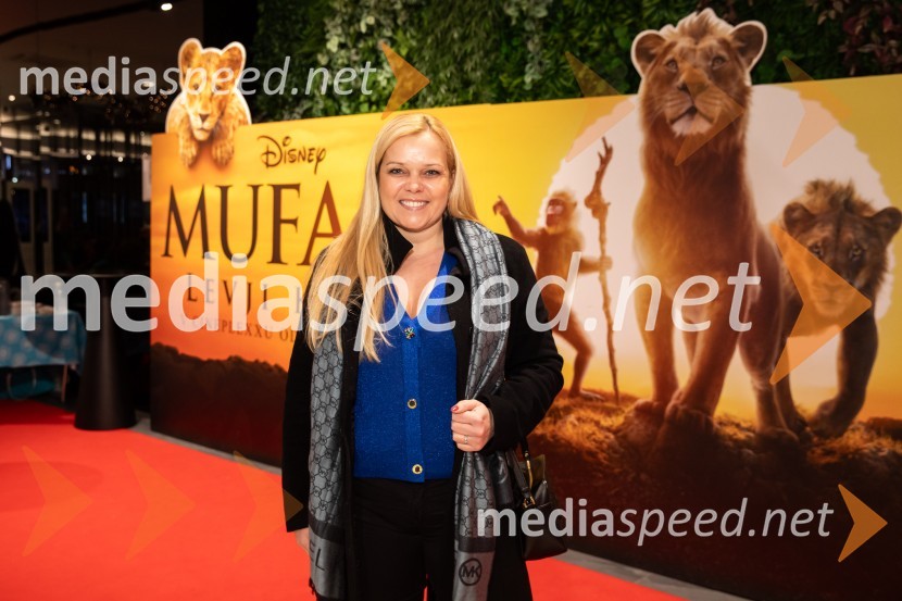  Špela Močnik, TV voditeljicaMufasa: Levji kralj, premiera v Cineplexx Ljubljana