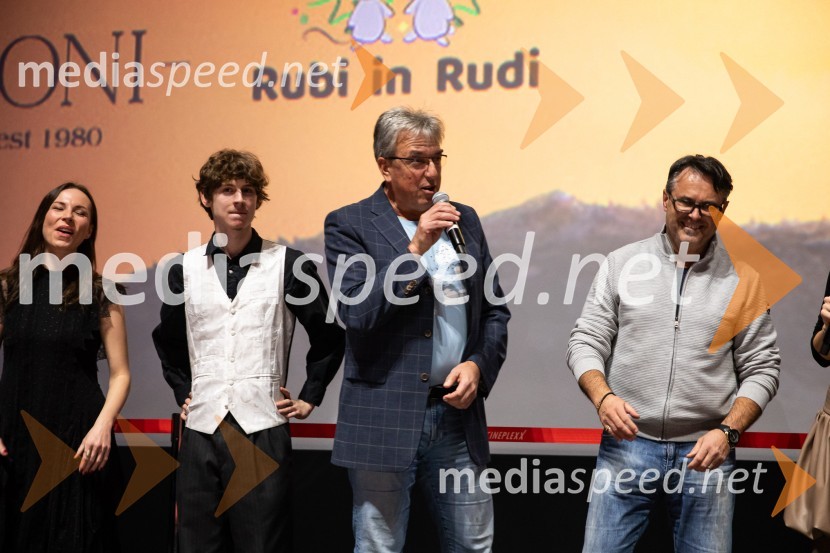  Manuela Brečko - Manuella, pevka, ManuElla;  ... ;  ... ;  Jernej Kuntner, igralecMufasa: Levji kralj, premiera v Cineplexx Ljubljana