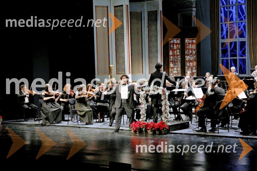  Deniz Leone, tenorBožično-novoletni koncert Simfoničega orkestra SNG Maribor