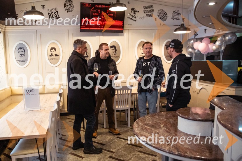  Aleksander  Vrtač, direktor, Avtohiša Vrtač Kranj;  ... ;  Samo Pagon, vodja marketinga znamke Audi pri podjetju Porsche Slovenija d.o.o.;  Miha Hrobat, alpski smučar“Pred 2025 druženje” z Miho Hrobatom ob zaključku leta in uvodu v novo sezono