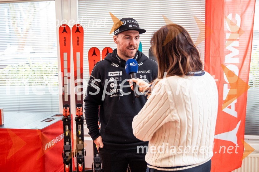  Miha Hrobat, alpski smučar“Pred 2025 druženje” z Miho Hrobatom ob zaključku leta in uvodu v novo sezono