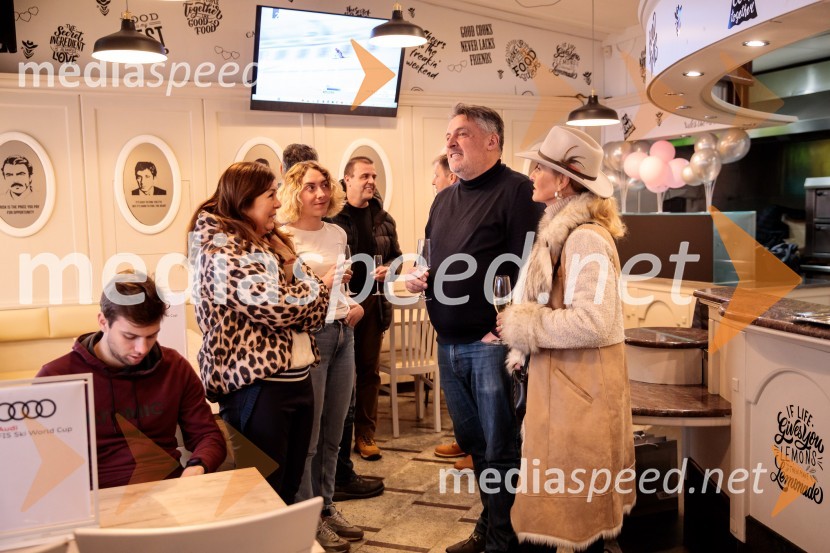 “Pred 2025 druženje” z Miho Hrobatom ob zaključku leta in uvodu v novo sezono