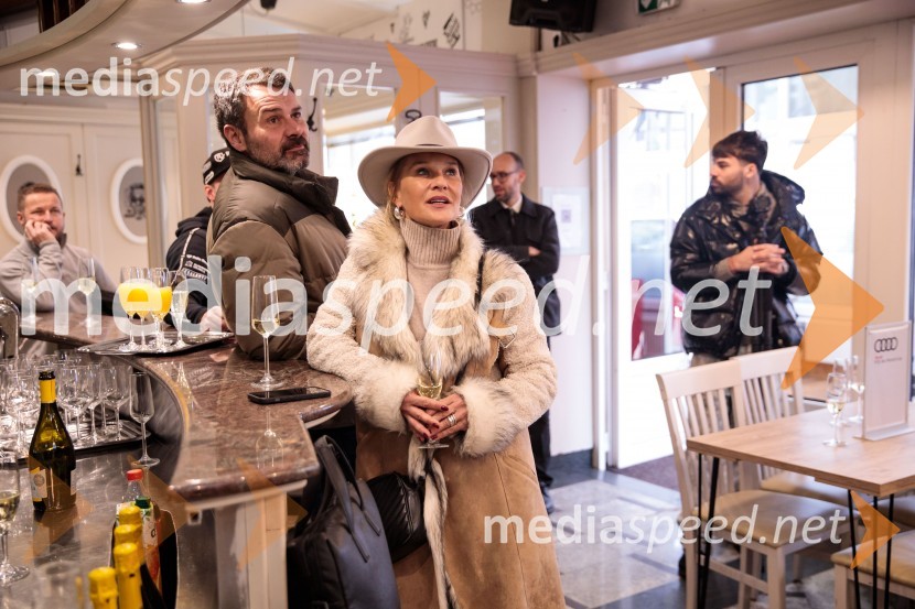 “Pred 2025 druženje” z Miho Hrobatom ob zaključku leta in uvodu v novo sezono