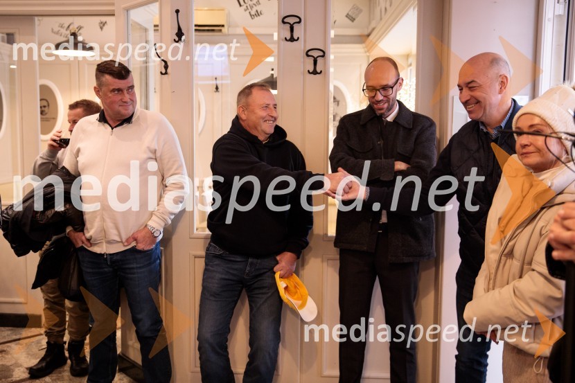  Janez Bijol,  direktor podjetja Bijol d.o.o., predsednik Zbora alpskih disciplin, Smučarska zveza Slovenije;  Slavko Zupanc, nekdanji trener, SK Triglav Kranj;  Luka Steiner, predsednik, Smučarska zveza Slovenije;  ... ;  ... “Pred 2025 druženje” z Miho Hrobatom ob zaključku leta in uvodu v novo sezono