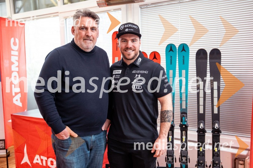  ... ;  Miha Hrobat, alpski smučar“Pred 2025 druženje” z Miho Hrobatom ob zaključku leta in uvodu v novo sezono