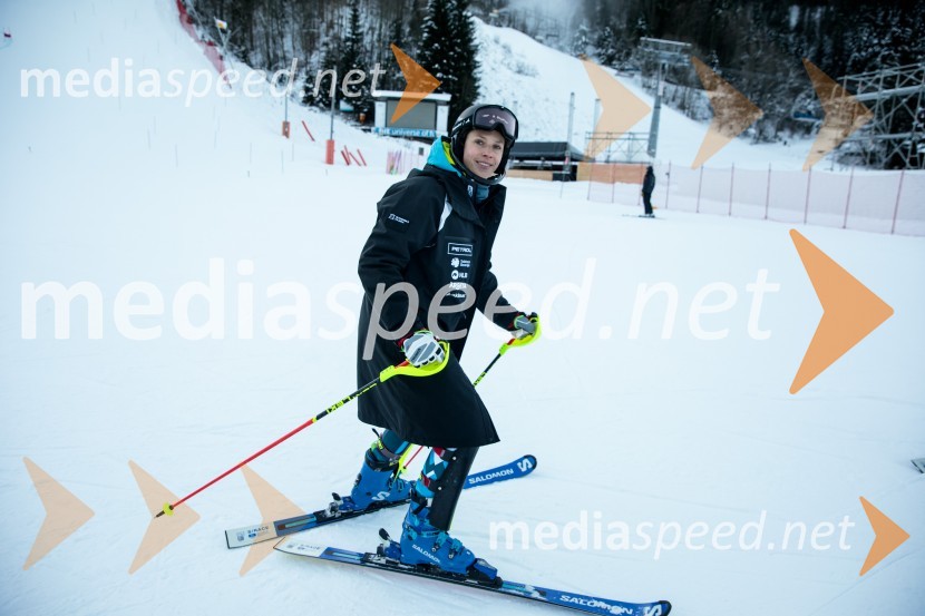  Ana Bucik Jogan, smučarkaNovinarska konferenca OK Kranjska Gora ob robu FIS snežne kontrole
