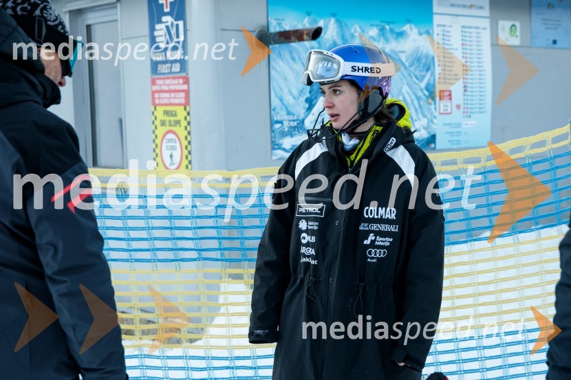  Andreja  Slokar, smučarkaNovinarska konferenca OK Kranjska Gora ob robu FIS snežne kontrole