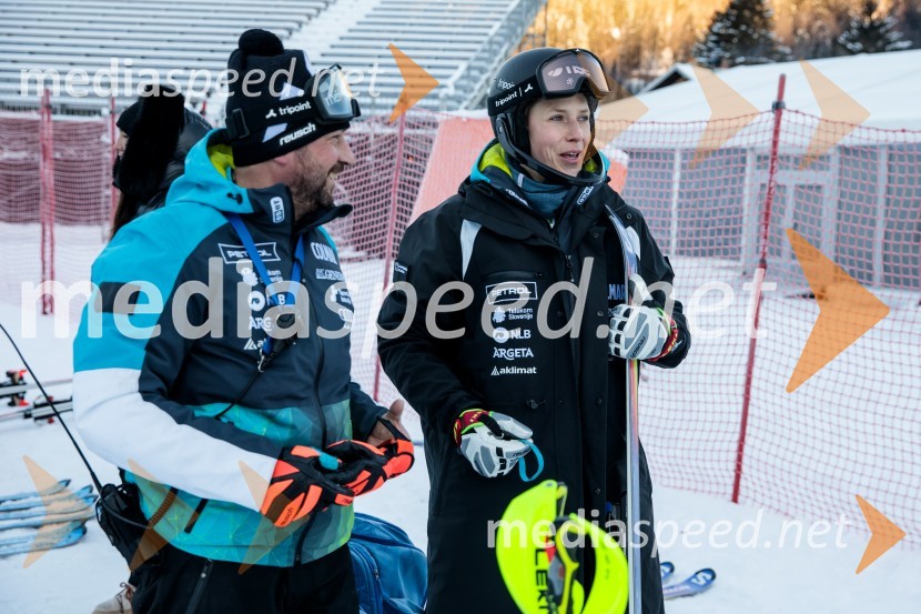  ... ;  Ana Bucik Jogan, smučarkaNovinarska konferenca OK Kranjska Gora ob robu FIS snežne kontrole