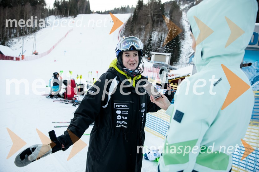  Andreja  Slokar, smučarkaNovinarska konferenca OK Kranjska Gora ob robu FIS snežne kontrole