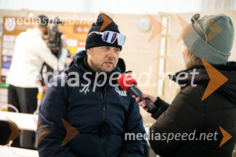  Jani Hladnik, tekmovalni direktor tehničnih disciplinNovinarska konferenca OK Kranjska Gora ob robu FIS snežne kontrole