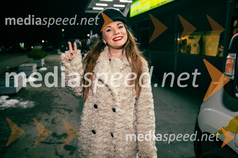  Jana Šušteršič, pevka, zmagovalka šova Slovenija ima talent 2014Ines Erbus, veliki koncert z gosti ob 10. obletnici