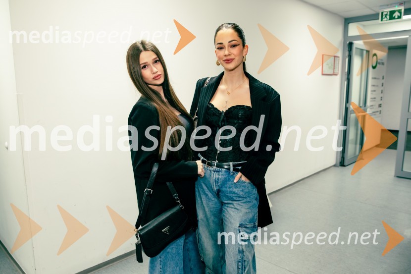  Sara Prestor;  Gaja Prestor, pevkaInes Erbus, veliki koncert z gosti ob 10. obletnici