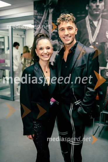  Nina Klinar, glasbenica;  David Amaro, pevecInes Erbus, veliki koncert z gosti ob 10. obletnici