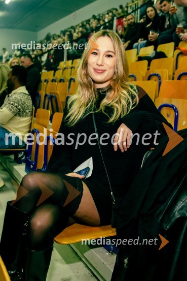  Ana Teržan - Anabel, pevkaInes Erbus, veliki koncert z gosti ob 10. obletnici