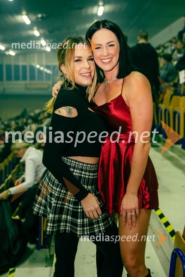  Nika Zorjan, pevka;  Patricija Pangeršič, osebna trenerkaInes Erbus, veliki koncert z gosti ob 10. obletnici