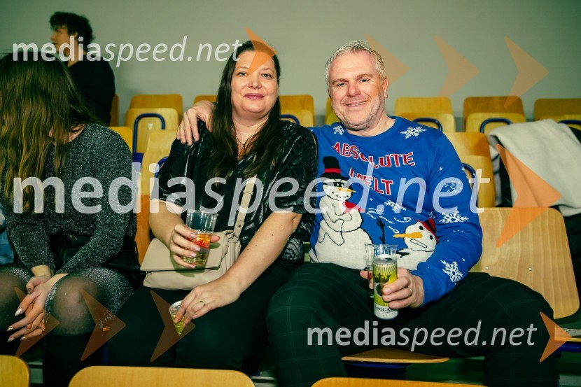  Irena  Deželak;  Miha Deželak, radijski voditelj, humanitarecInes Erbus, veliki koncert z gosti ob 10. obletnici