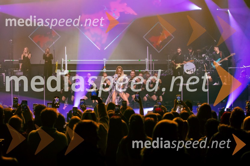  Ines Erbus, pevkaInes Erbus, veliki koncert z gosti ob 10. obletnici