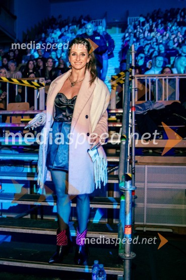  Gordana Grandošek Whiddon, plesalka, lastnica blagovne znamke GGWInes Erbus, veliki koncert z gosti ob 10. obletnici