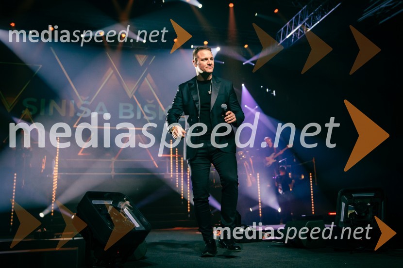  Siniša Biško, pevecInes Erbus, veliki koncert z gosti ob 10. obletnici