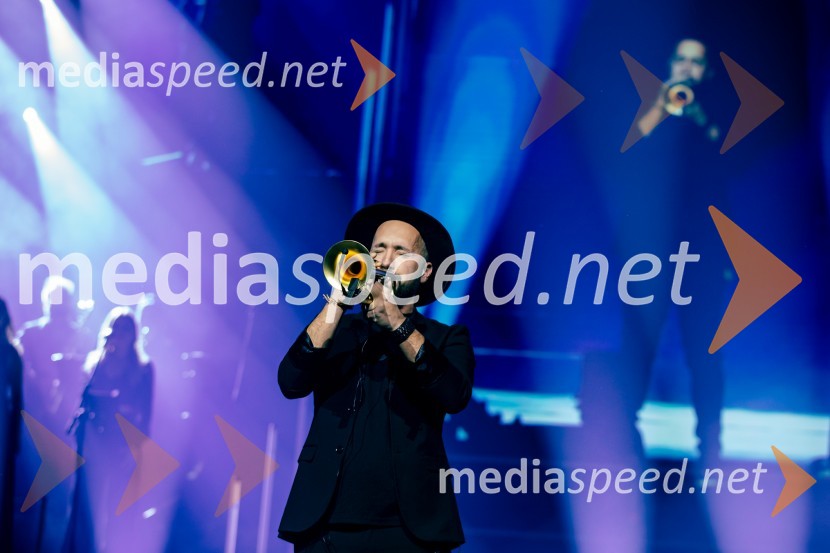  Mitja Bobič, glasbenikInes Erbus, veliki koncert z gosti ob 10. obletnici