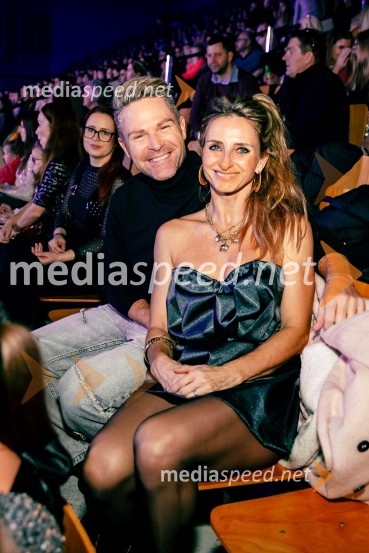  Sebastian Podgornik, pevec in plesalec;  Gordana Grandošek Whiddon, plesalka, lastnica blagovne znamke GGWInes Erbus, veliki koncert z gosti ob 10. obletnici