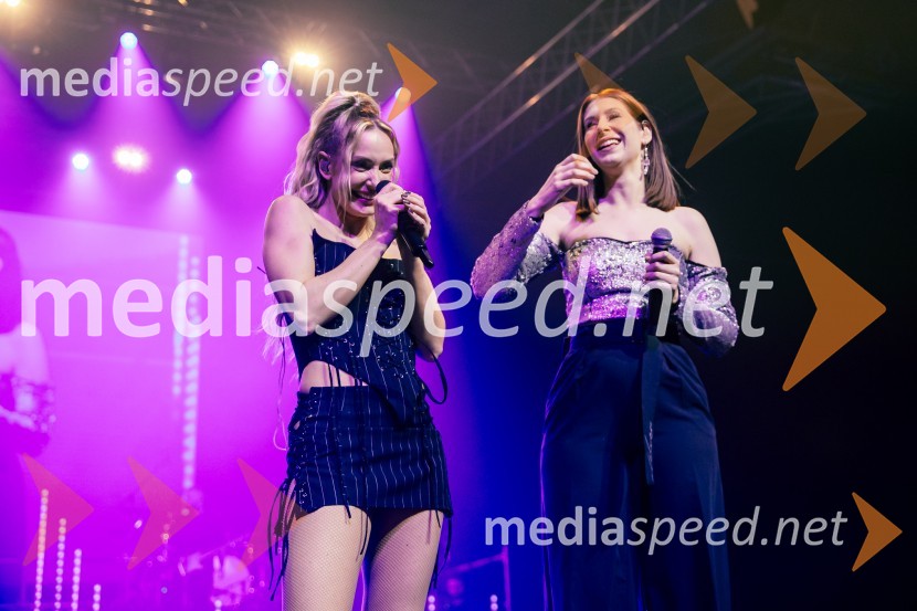  Ines Erbus, pevka;  Eva Boto, pevkaInes Erbus, veliki koncert z gosti ob 10. obletnici