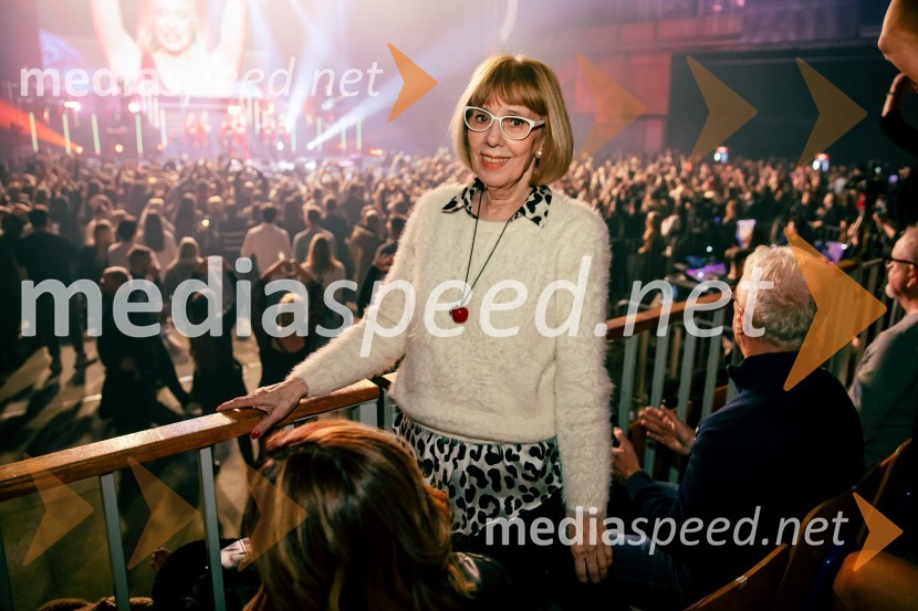 Ines Erbus, veliki koncert z gosti ob 10. obletnici