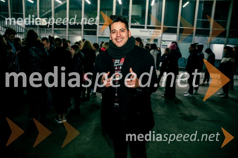   Isaac Palma, pevecInes Erbus, veliki koncert z gosti ob 10. obletnici