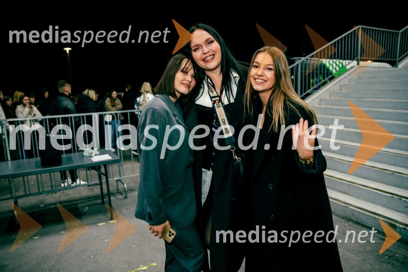  Laura Škvorc, Miss Earth Slovenije 2015, model;  ... ;  ... Ines Erbus, veliki koncert z gosti ob 10. obletnici