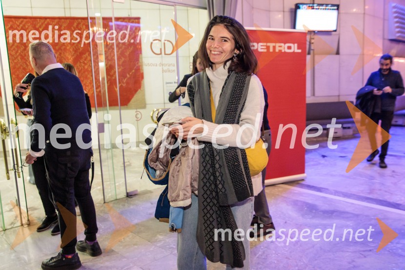  Nina Šorak, dramaturginja in režiserkaPrednovoletni Gran Bolero Gala v Cankarjevem domu