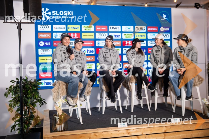  Caterina Sinigoi, smučarka;  Neja  Dvornik, smučarka;  Ana Bucik Jogan, smučarka;  Andreja  Slokar, smučarka;  Lila Lapanja, smučarka;  Nika Tomšič, smučarkaNovinarska konferenca slovenske smučarske reprezentance pred žensko tekmo svetovnega pokala