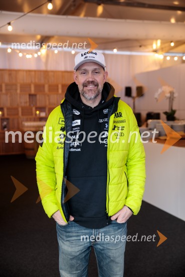 Novinarska konferenca slovenske smučarske reprezentance pred žensko tekmo svetovnega pokala