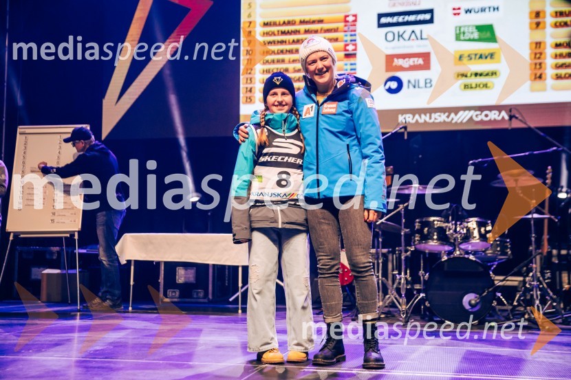  ... ;  Katharina Truppe, smučarka (Avstrija)Sobotna podelitev in žreb, Svetovni pokal v alpskem smučanju za ženske Kranjska Gora 2025