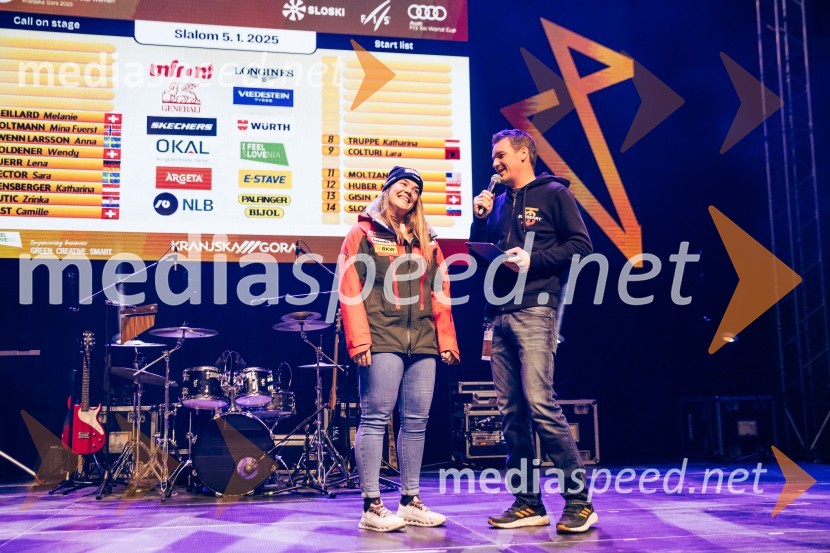  Melanie Meillard, smučarka (Švica);  Mitja Šeško, moderator prireditev Sobotna podelitev in žreb, Svetovni pokal v alpskem smučanju za ženske Kranjska Gora 2025