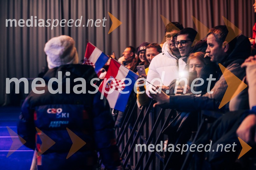 Sobotna podelitev in žreb, Svetovni pokal v alpskem smučanju za ženske Kranjska Gora 2025