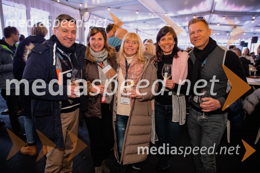  ... ;  Barbara Čepirlo Čičigoj, odnosi z javnostjo Opera in Balet Ljubljana;  ... ;  ... ;  ... Svetovni pokal v alpskem smučanju za ženske Kranjska Gora 2025, VIP druženje sobota