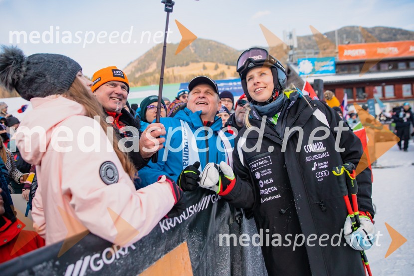  ... ;  ... ;  Ana Bucik Jogan, smučarkaSvetovni pokal v alpskem smučanju za ženske Kranjska Gora 2025, VIP druženje sobota