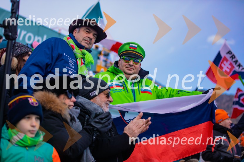  ... ;  Aleksander Javornik, navijačSvetovni pokal v alpskem smučanju za ženske Kranjska Gora 2025, VIP druženje sobota