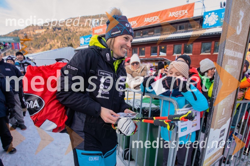  Ana Bucik Jogan, smučarkaSvetovni pokal v alpskem smučanju za ženske Kranjska Gora 2025, VIP druženje sobota