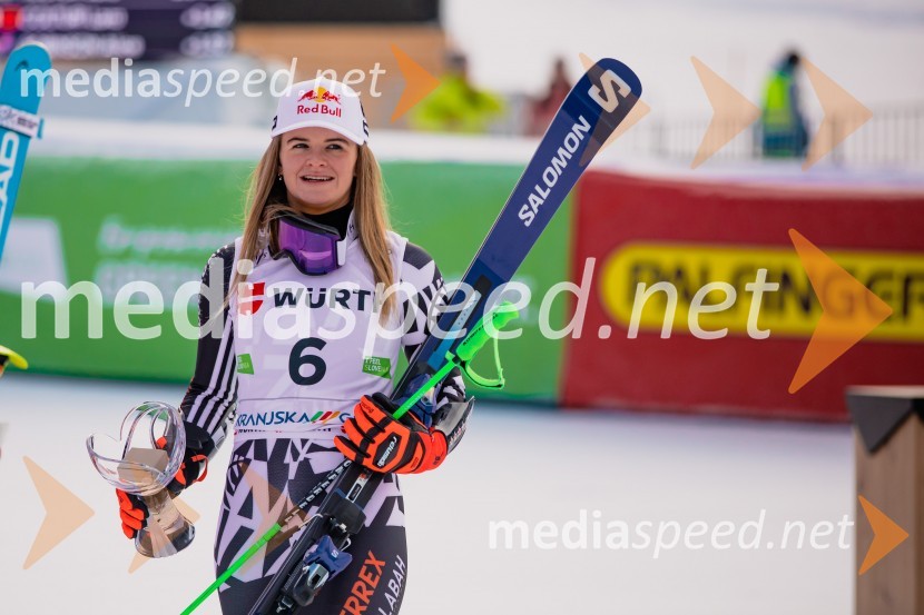  Alice Robinson, smučarka (Novazelendija)Svetovni pokal v alpskem smučanju za ženske Kranjska Gora 2025, VIP druženje sobota