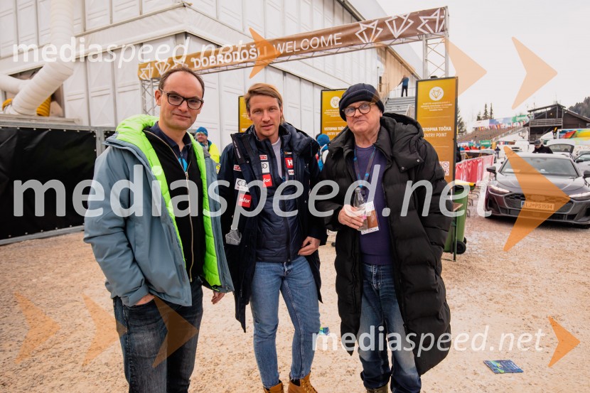  Anže Logar, predsednik stranke Demokrati, poslanec Državnega zbora Republike Slovenije;  ... ;  ... Svetovni pokal v alpskem smučanju za ženske Kranjska Gora 2025, VIP druženje sobota