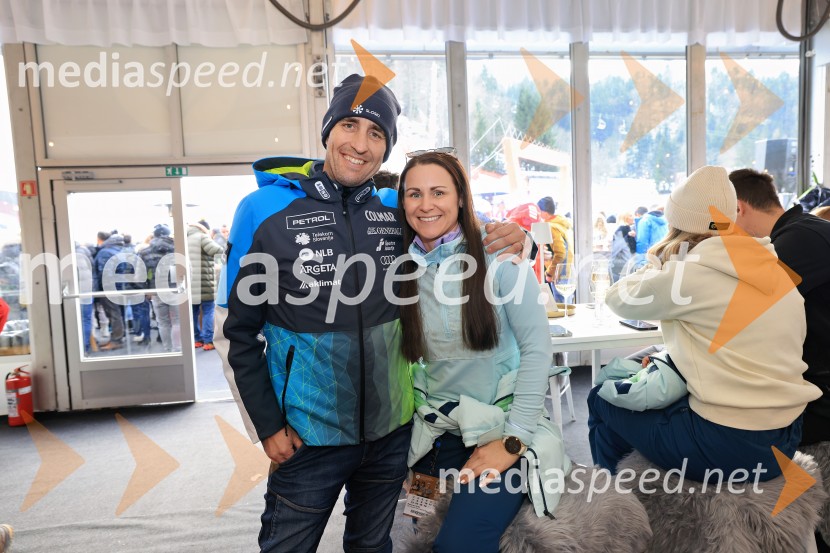  Jožko  Čuk, nekdanji direktor GZS, nekdanji direktor SNG Nova Gorica;  Nuša Rakovec, Zavod SLOSKISvetovni pokal v alpskem smučanju za ženske Kranjska Gora 2025, VIP druženje nedelja