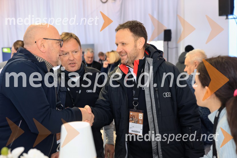  ... ;  Samo Pagon, vodja marketinga znamke Audi pri podjetju Porsche Slovenija d.o.o.;  Franci Bolta, direktor znamke Audi pri podjetju Porsche Slovenija d.o.o.Svetovni pokal v alpskem smučanju za ženske Kranjska Gora 2025, VIP druženje nedelja