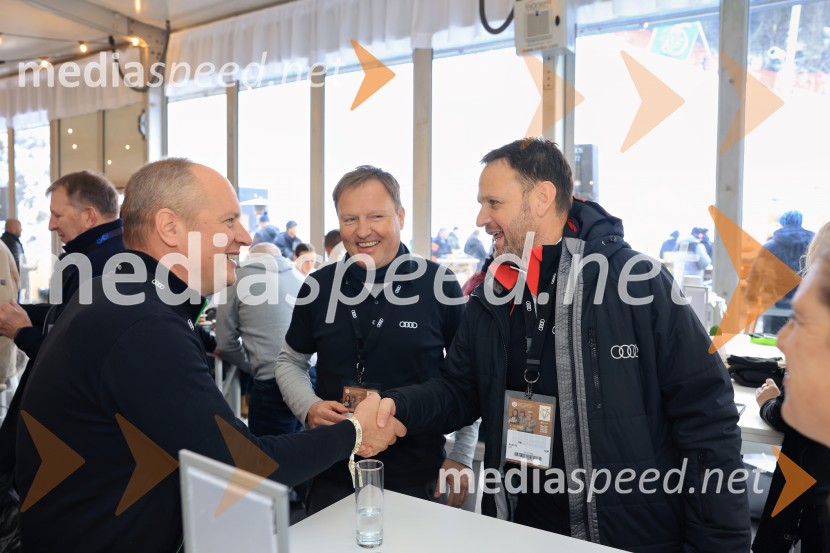  ... ;  Samo Pagon, vodja marketinga znamke Audi pri podjetju Porsche Slovenija d.o.o.;  Franci Bolta, direktor znamke Audi pri podjetju Porsche Slovenija d.o.o.Svetovni pokal v alpskem smučanju za ženske Kranjska Gora 2025, VIP druženje nedelja