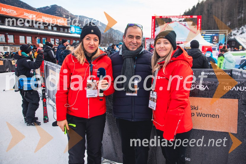  Anja Hlača Ferjančič, novinarka, RTV;  ... ;  ... Svetovni pokal v alpskem smučanju za ženske Kranjska Gora 2025, VIP druženje nedelja