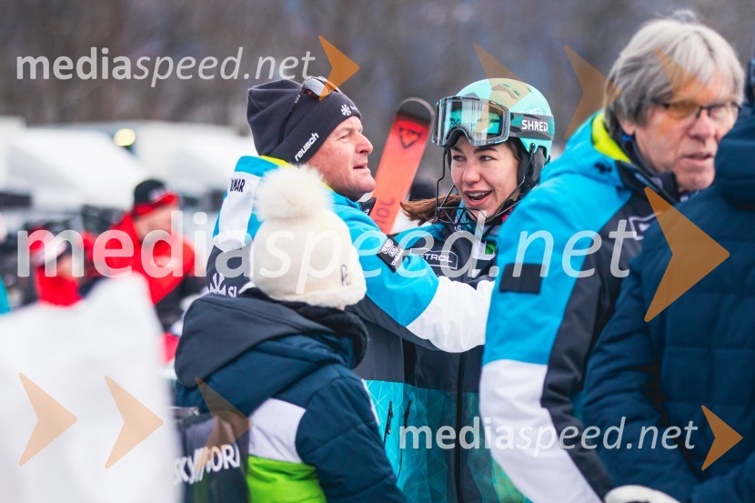  ... ;  Lila Lapanja, smučarka;  ... Svetovni pokal v alpskem smučanju za ženske Kranjska Gora 2025, slalom