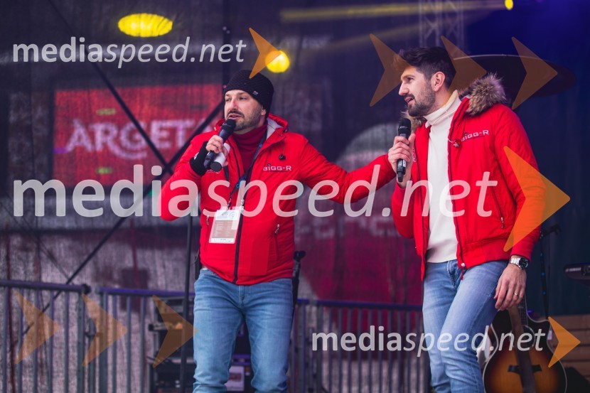  Jernej Tozon, pevec, skupina Čuki;  Miha Novak, skupina ČukiSvetovni pokal v alpskem smučanju za ženske Kranjska Gora 2025, slalom