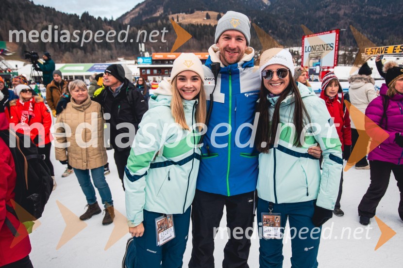  Janja Junež;  ... ;  Nuša Rakovec, Zavod SLOSKISvetovni pokal v alpskem smučanju za ženske Kranjska Gora 2025, slalom