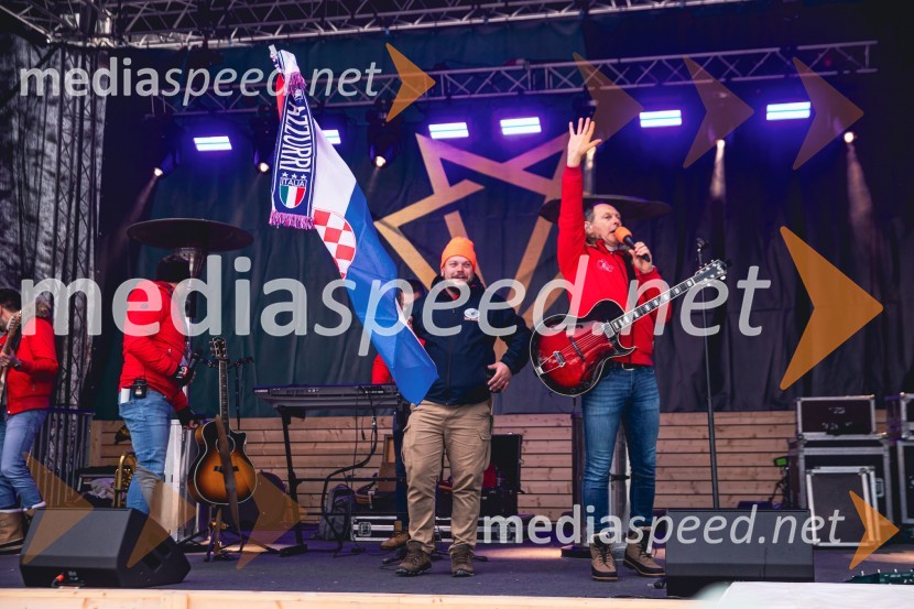  ... ;  Jože Potrebuješ, skupina ČukiSvetovni pokal v alpskem smučanju za ženske Kranjska Gora 2025, slalom