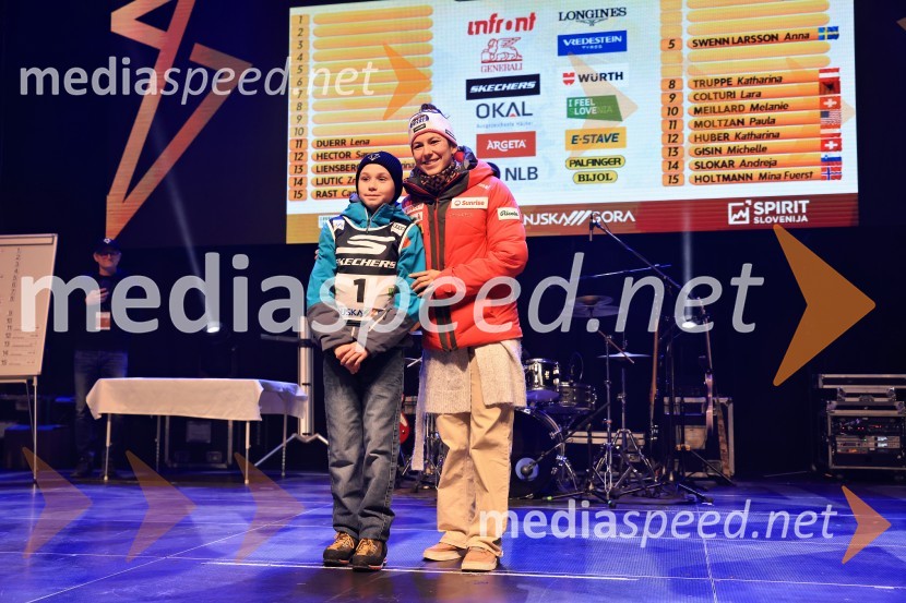  ... ;  Wendy Holdener, smučarka (Švica)Sobotna podelitev in žreb, Svetovni pokal v alpskem smučanju za ženske Kranjska Gora 2025